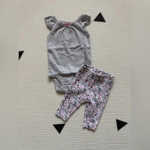 Carters|Baby girl summer matching set,ditsy floral leggings & gray bodysuit•NB